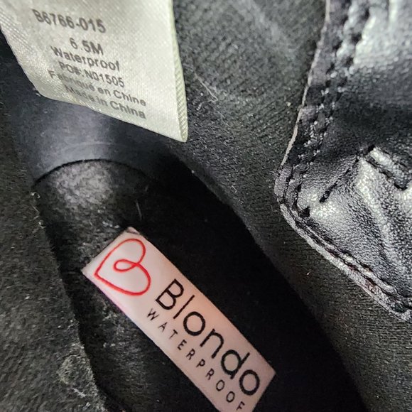 Blondo Rapha Black Suede Waterproof Bootie with zip and chunky heel. EUC 6.5M - Picture 10 of 10